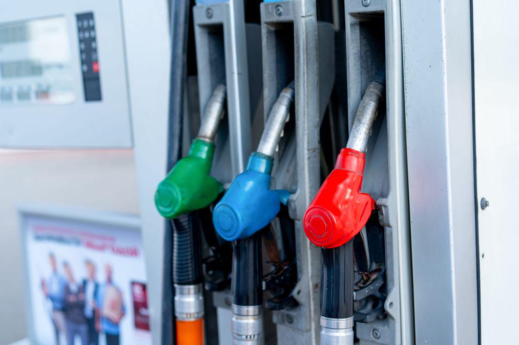 物品税は影響を受けず、政府は燃料ボーナスを検討中