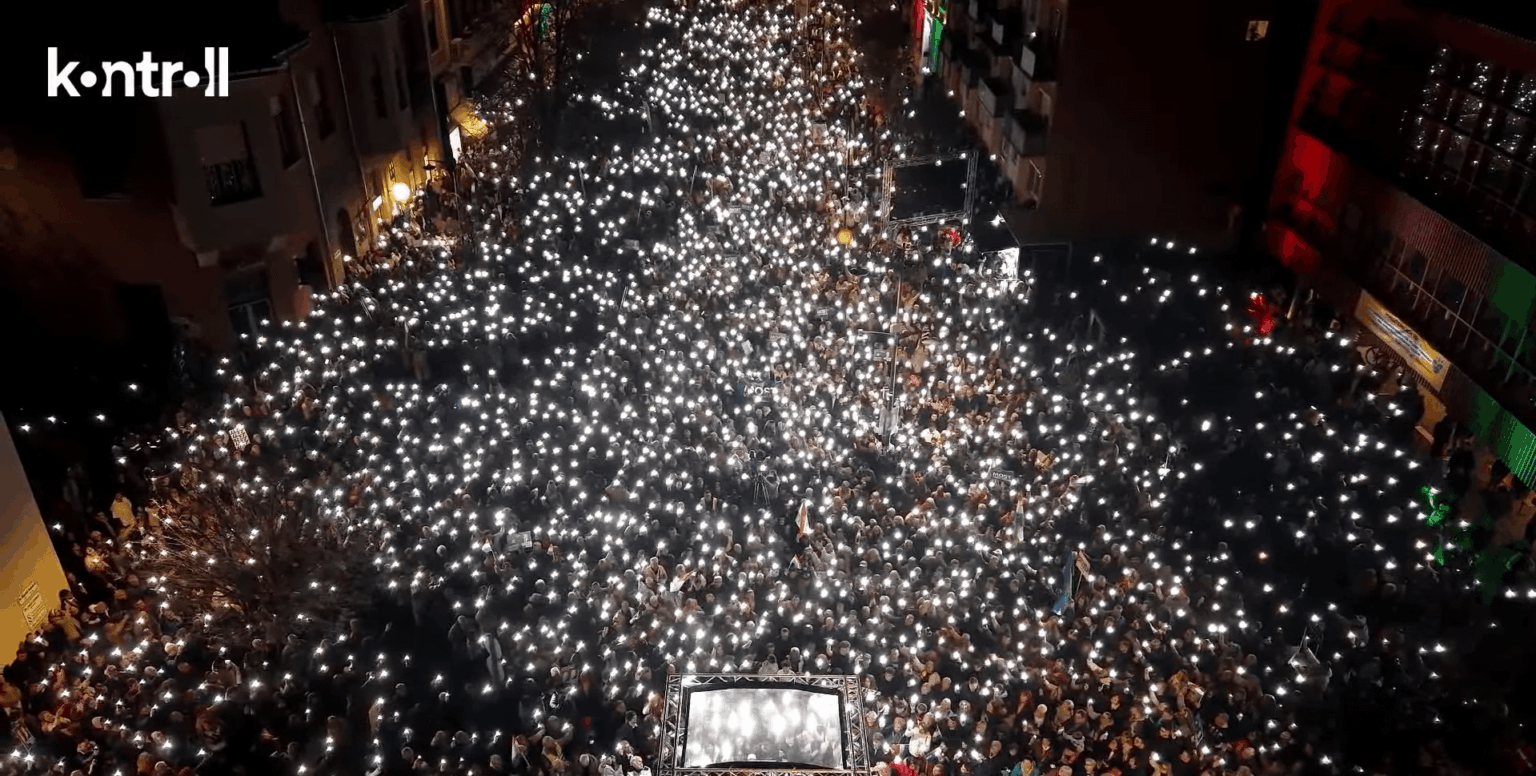 それはホードメズーヴァーシャールヘイでも流出した