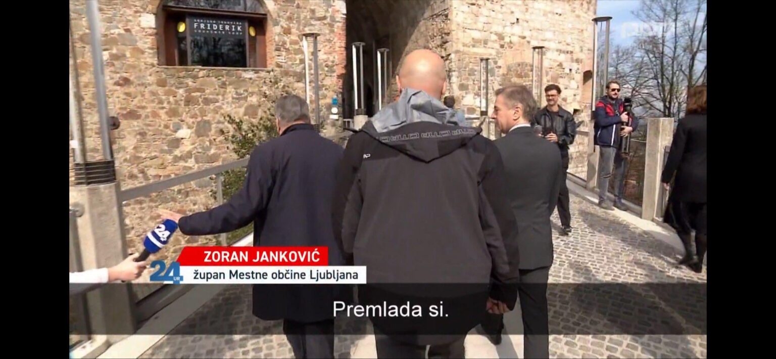 彼がトーラーとは何かと尋ねると、