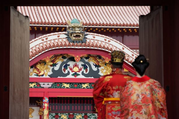 首里城公園、県民対象の年間パスポート割引　4月から導入　沖縄