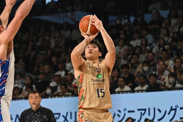 キングス、茨城に勝利　９０―５８　バスケＢ１