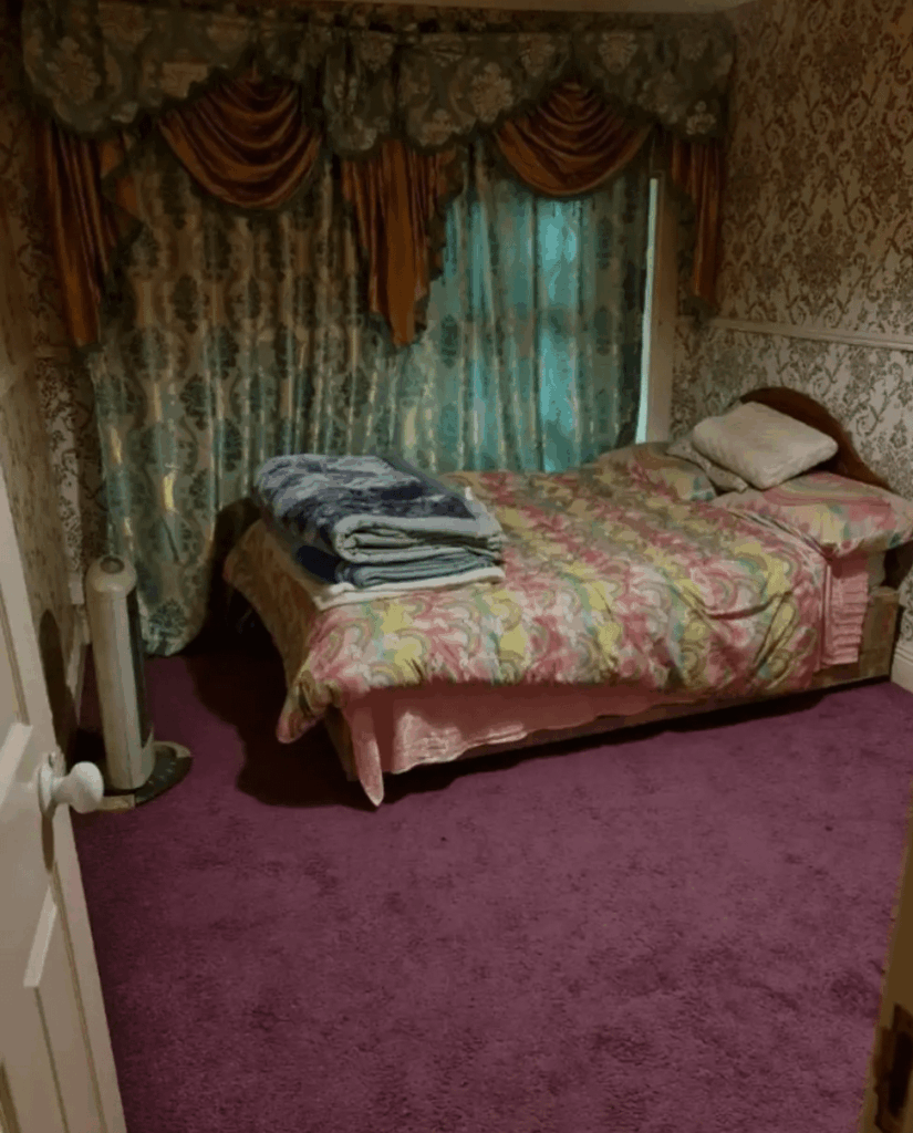 このベッドルームはゴールウェイで月額 480 円で販売されています。