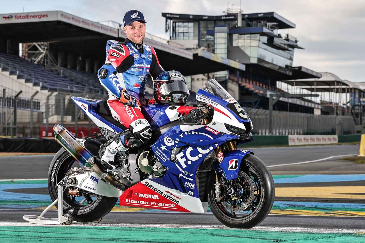 画像: Alan Techer(アラン・テシェ) 1994年生まれ、フランス。2022年のボルドール100周年記念レースに、負傷したジーノ・リアの代役としてF.C.C. TSR Honda Franceから参戦し、チームの優勝と2度目のタイトル獲得に貢献。以来、継続参戦している。