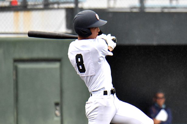 沖縄尚学 圧勝で4強入り　春季九州高校野球　手堅く力強く攻め主導権