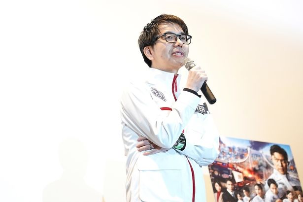 最新作の見どころも解説した脚本の黒岩勉