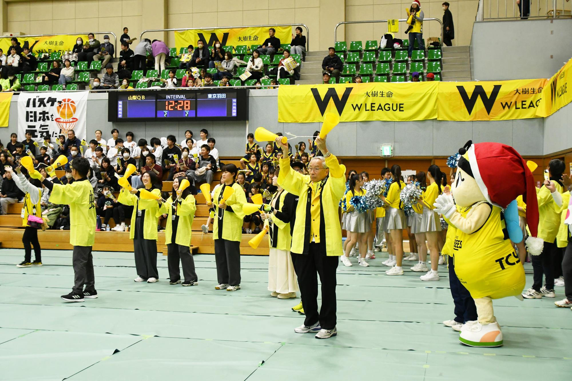 20241207山梨クィーンビーズ対東京羽田ヴィッキーズ3