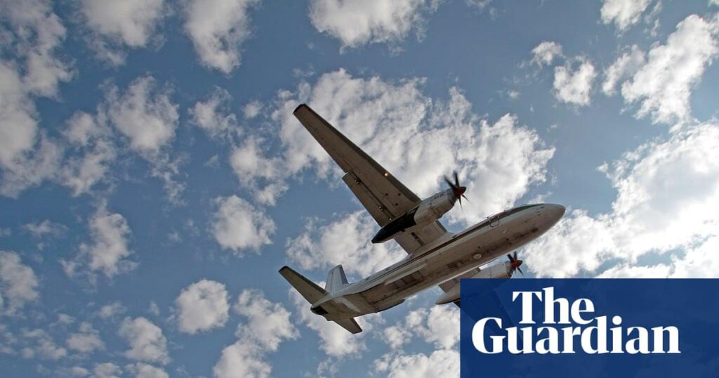 クリミアでロシア軍機墜落、少なくとも29人死亡 |ロシア