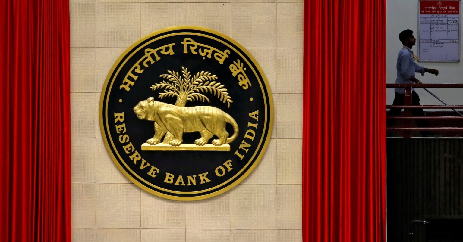 インド中銀、8日は金利据え置きか 中東情勢見極め | ロイター インド中銀、8日は金利据え置きか 中東情勢見極め | ロイター