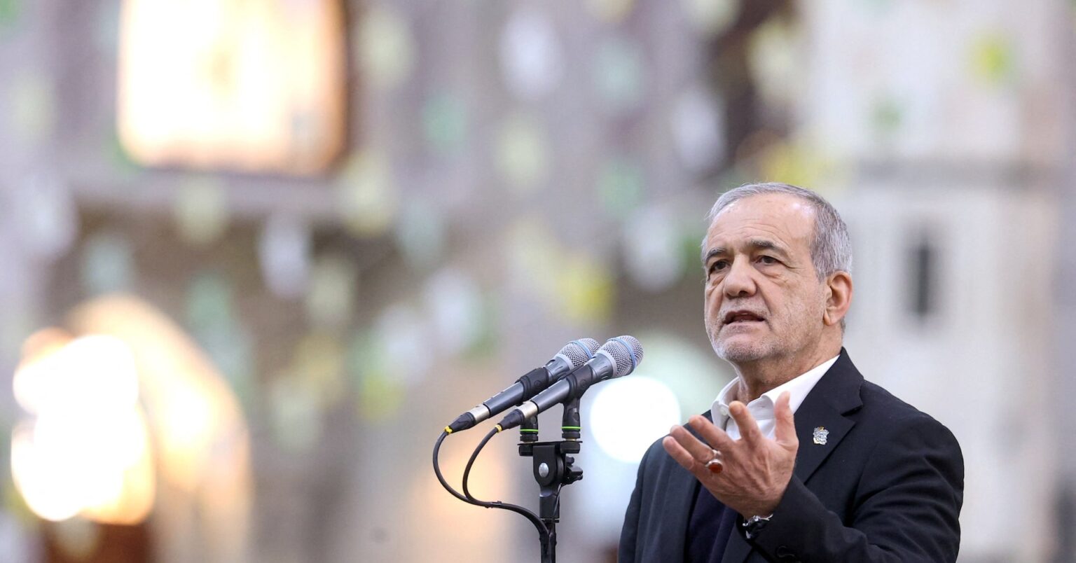 イラン大統領、米国民宛て書簡「一般市民に敵意なし」　脅威視は事実と矛盾 | ロイター