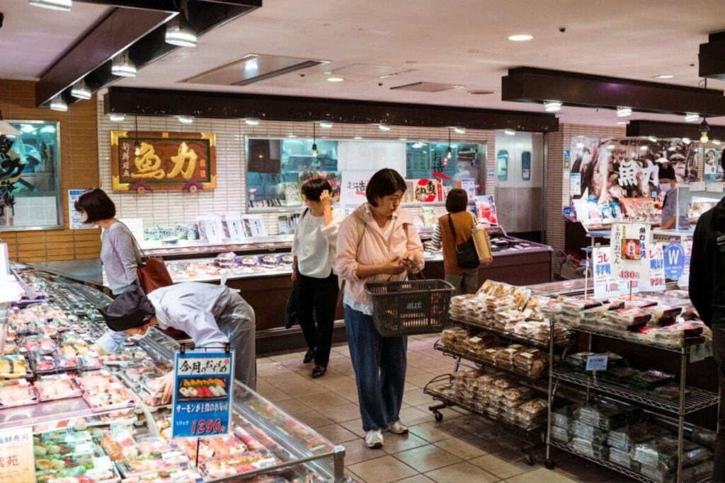 富山県のスーパーで売られていた「おいしそうな商品」に思わず目を疑う まさかの価格が話題に… | LIMO | くらしとお金の経済メディア 富山県のスーパーで売られていた「おいしそうな商品」に思わず目を疑う まさかの価格が話題に… | LIMO | くらしとお金の経済メディア