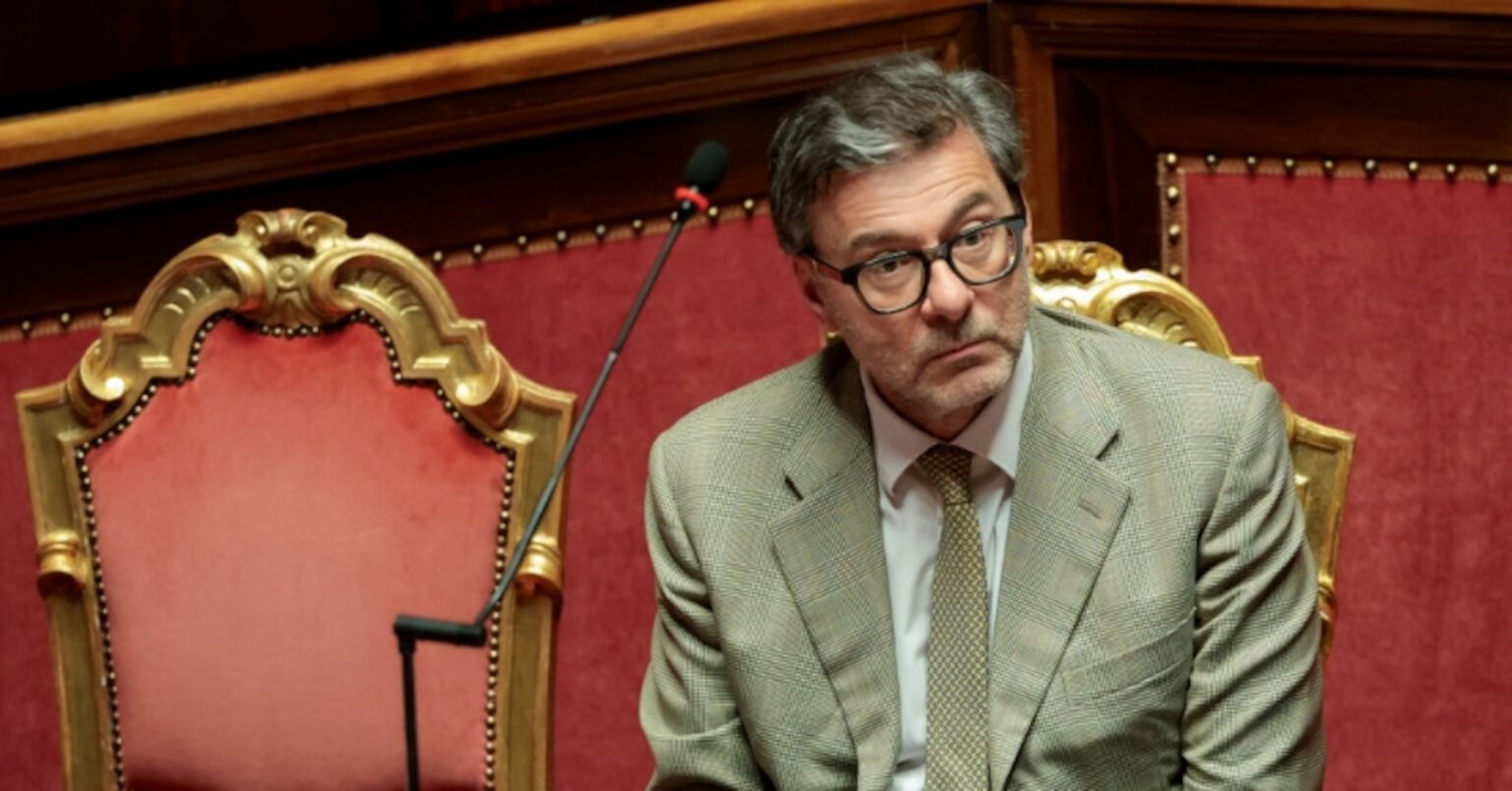 ＥＵ、財政規律緩和検討も　イラン紛争長期化なら＝伊経財相 | ロイター