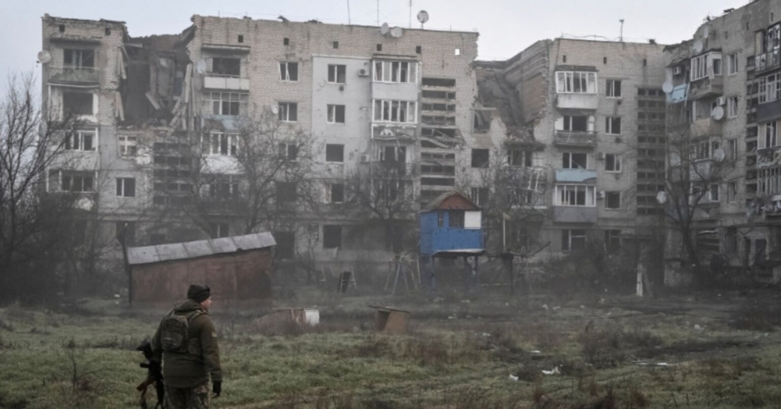 ウクライナ、南東部と東部の前線で480平方キロ奪還 | ロイター ウクライナ、南東部と東部の前線で480平方キロ奪還 | ロイター