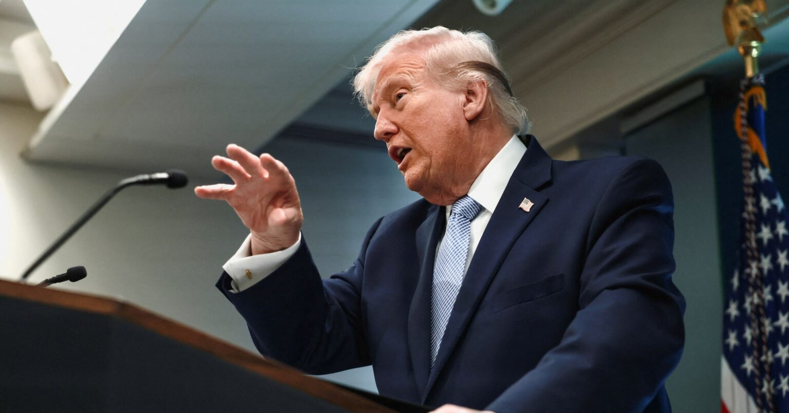 トランプ氏、イラン「一夜で壊滅」も　米兵救出報道の情報源開示要求 | ロイター