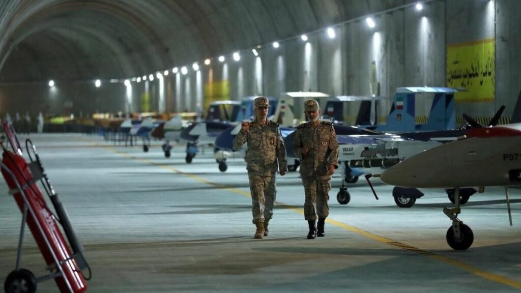 米軍の猛攻を耐え抜くイラン「地下500mミサイル要塞」の全貌、トランプの誤算と終わらない戦争(1/5) | JBpress (ジェイビープレス) 米軍の猛攻を耐え抜くイラン「地下500mミサイル要塞」の全貌、トランプの誤算と終わらない戦争(1/5) | JBpress (ジェイビープレス)