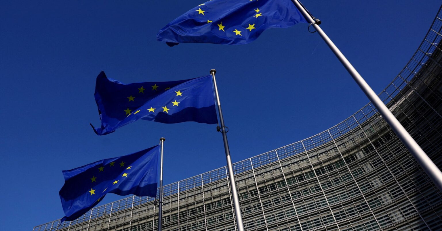 EU5カ国財務相、エネルギー企業に対する臨時課税の導入呼びかけ | ロイター EU5カ国財務相、エネルギー企業に対する臨時課税の導入呼びかけ | ロイター