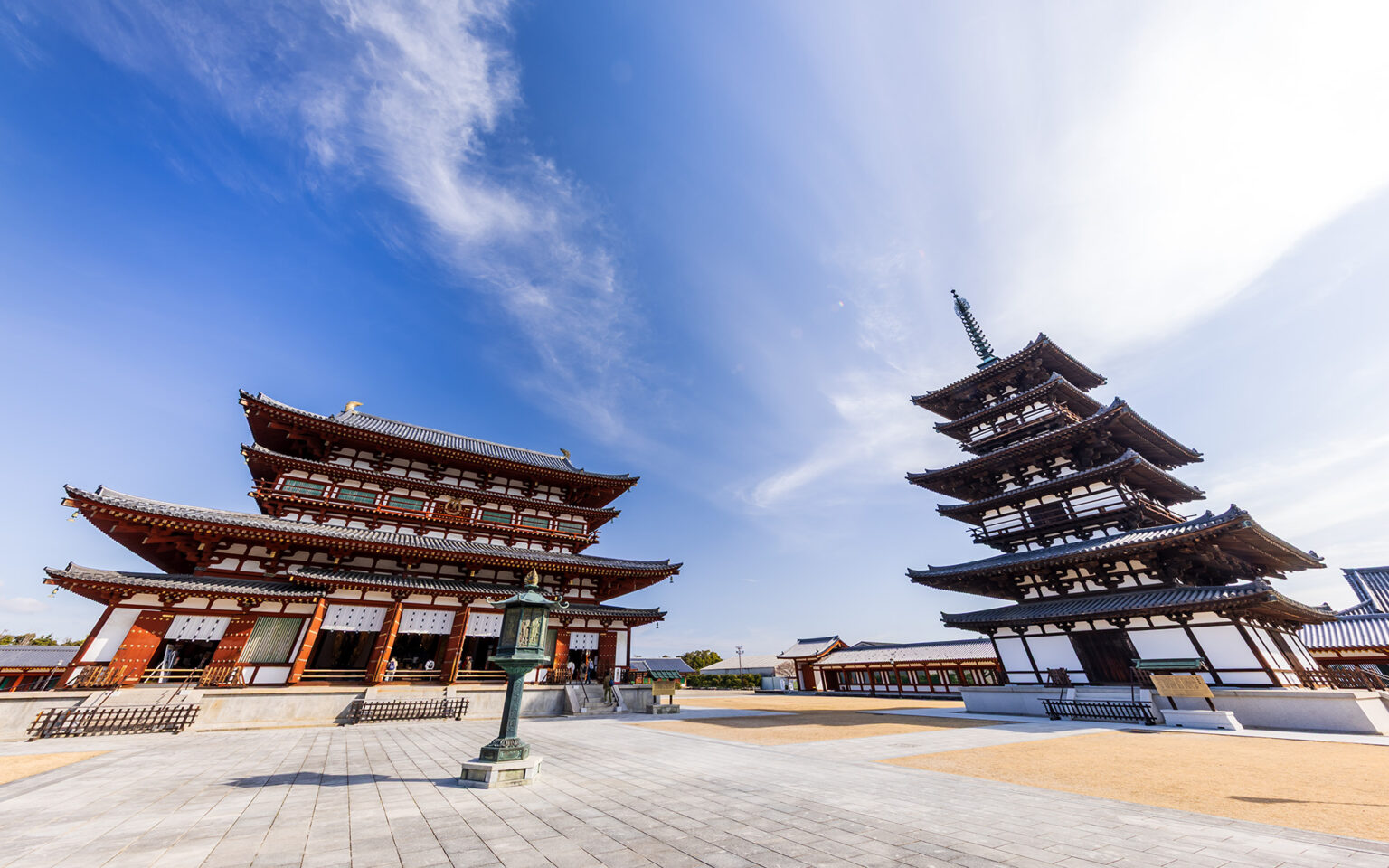 1300年の歴史を体感する奈良へ。世界遺産・薬師寺で心の使い方と玄奘三蔵の教えを識る旅 JR東海「いざいざ奈良」第9弾 - トラベル Watch