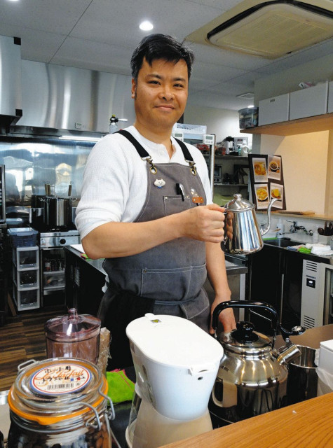 そば粉ガレット 包む故郷愛　能美の山腰さん カフェレストラン　父が栽培復活 白川郷在来種のソバ使用