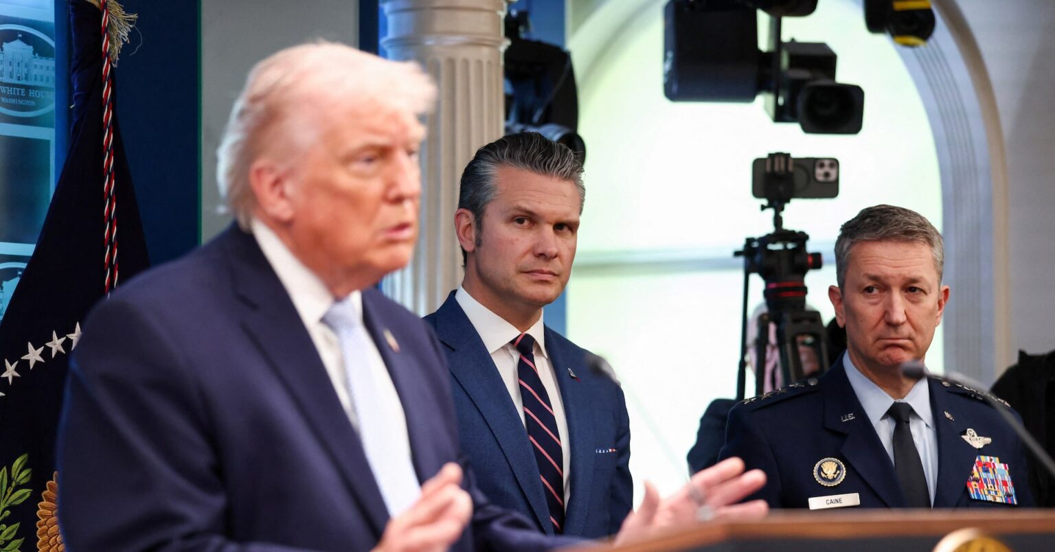 イラン、米との直接交渉遮断 トランプ氏「文明破壊」警告受け=報道 | ロイター イラン、米との直接交渉遮断 トランプ氏「文明破壊」警告受け=報道 | ロイター