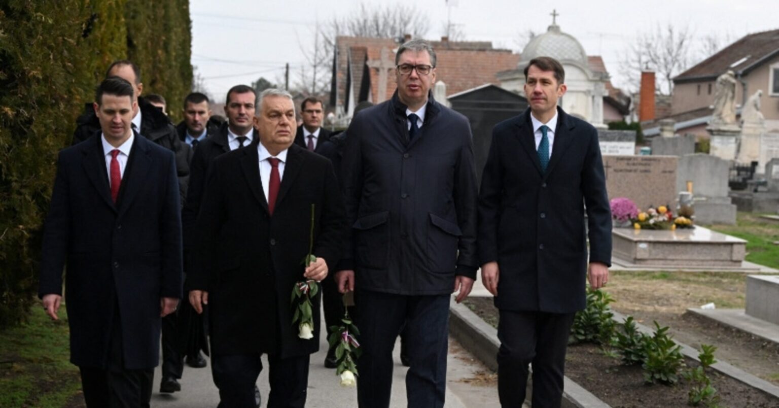 ロシア産ガス輸送管近くで爆発物、ハンガリー「偽旗作戦」指摘も | ロイター