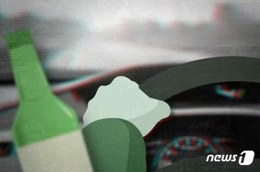 韓国・現職警察官が飲酒運転…市民の通報で警察が摘発、「免許取り消し水準」のアルコール濃度　写真枚　国際ニュース：AFPBB News