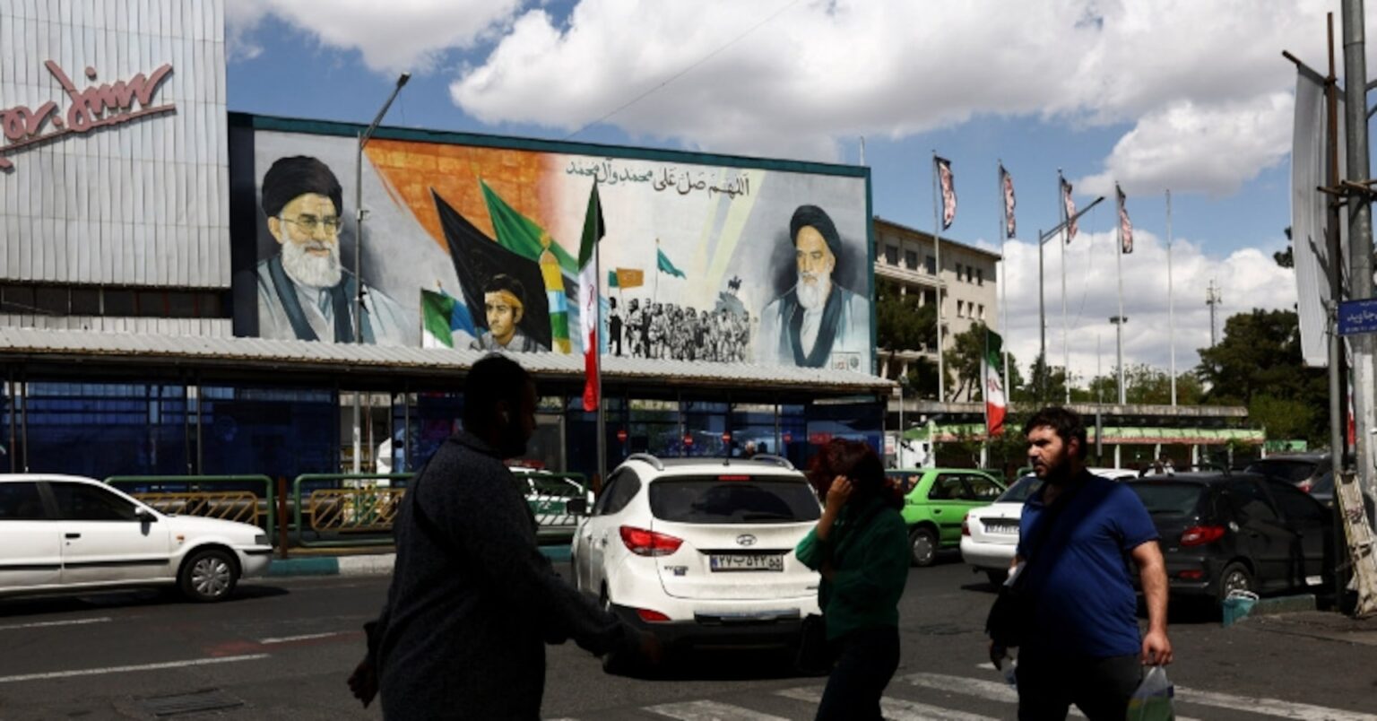 米軍、イランが完全に合意履行するまで周辺に展開=トランプ氏 | ロイター 米軍、イランが完全に合意履行するまで周辺に展開=トランプ氏 | ロイター