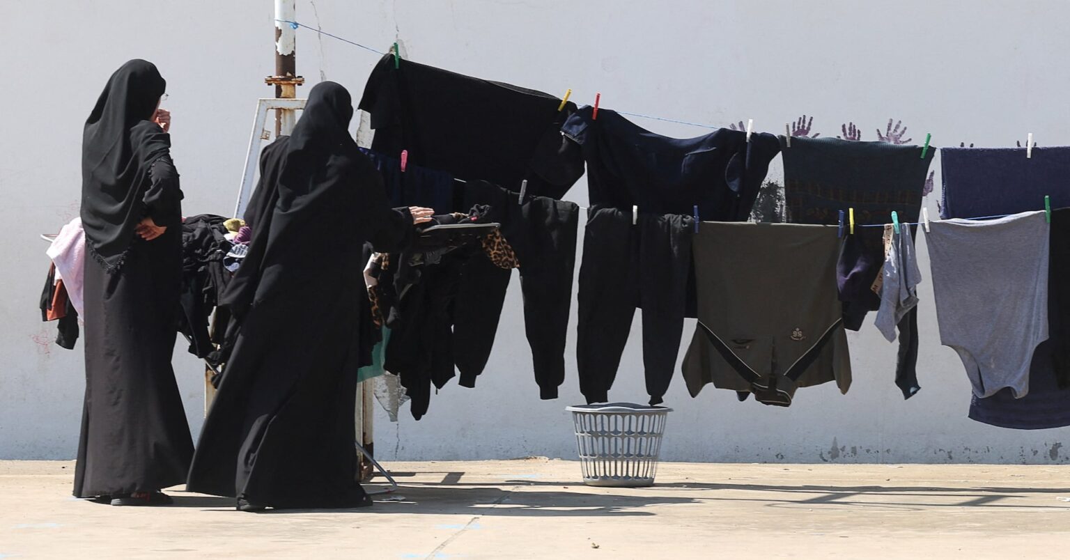 レバノン、イスラエルとの協議に向け一時停戦提唱　ヒズボラは直接交渉拒否 | ロイター