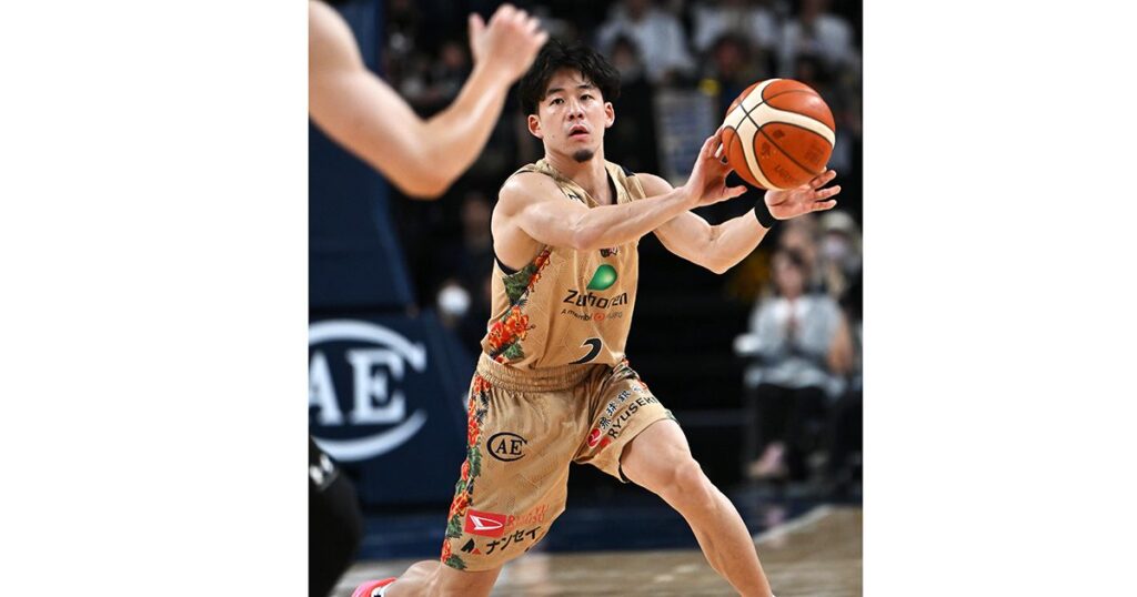 キングス7連勝、3位浮上　小針が守備で流れ呼ぶ　Bリーグ第51戦