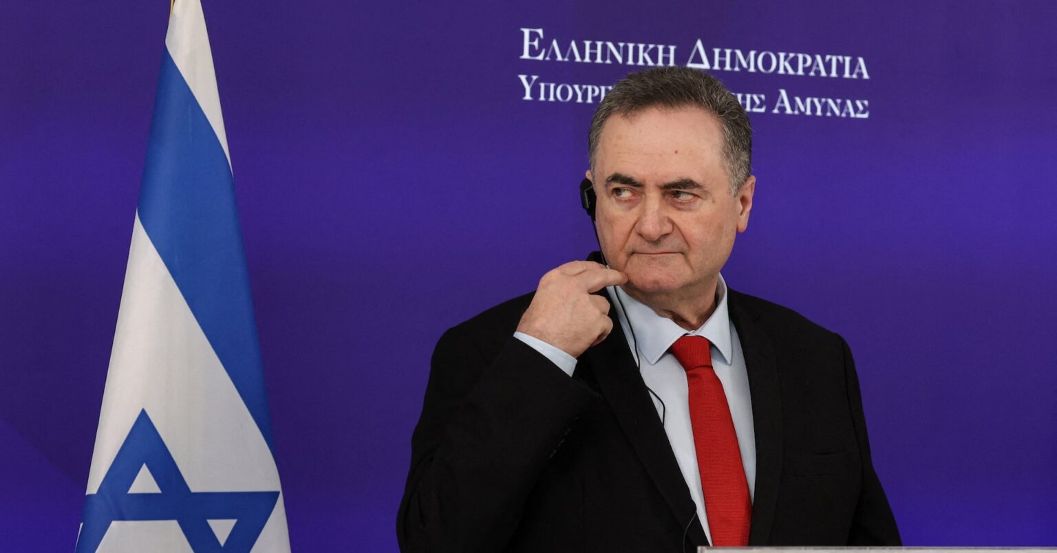 イスラエル、イラン最大の石油化学施設を攻撃　国防相表明 | ロイター