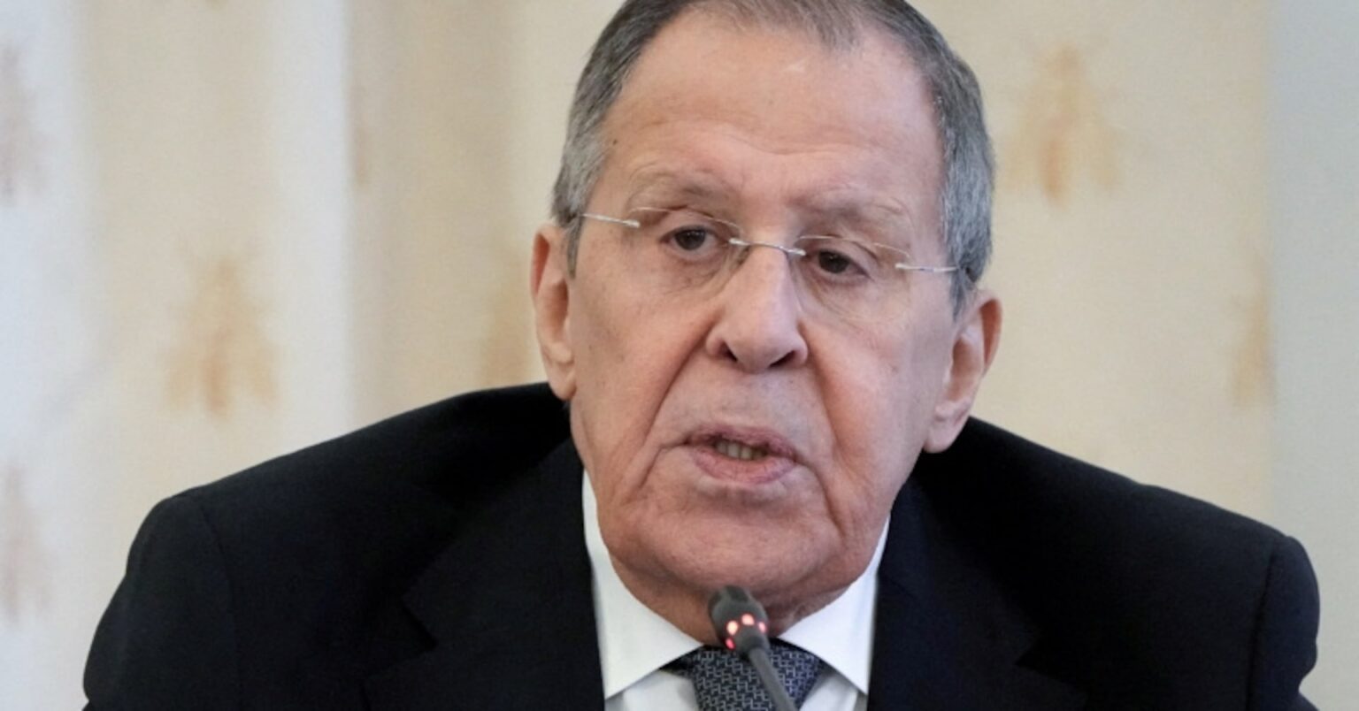 ロ外相、イランに戦闘再開回避の重要性強調　紛争解決へ支援の用意 | ロイター