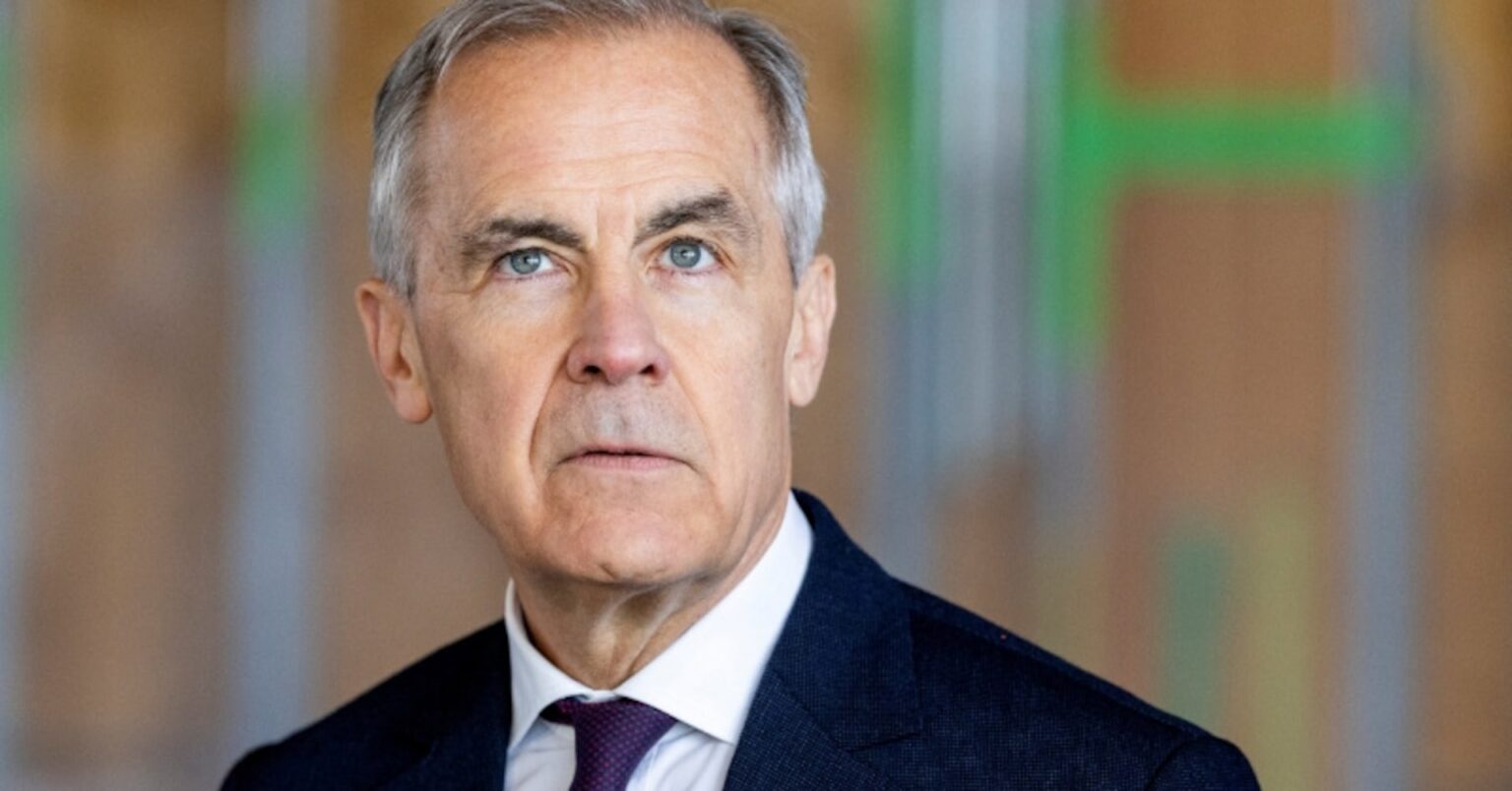 カナダ与党が下院過半数確保、補選勝利で　カーニー首相に追い風 | ロイター