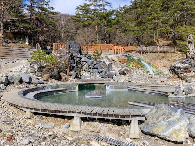 「ツツジの古木が見事」春に行きたい“群馬県の公園”ランキング！ 2位「西の河原公園」を抑えた1位は？【2026年調査】