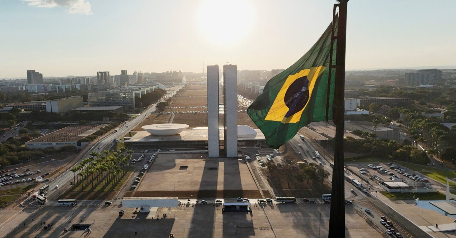 ブラジルが過去最大規模の起債、欧州市場復帰で50億ユーロ調達 | ロイター