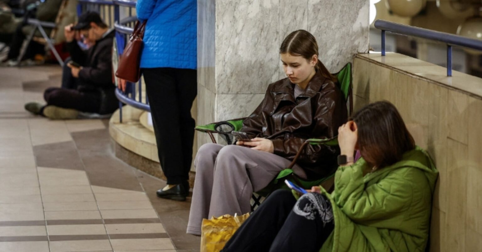 ウクライナ全土で子ども含む16人死亡、今年最悪の攻撃　多数負傷 | ロイター