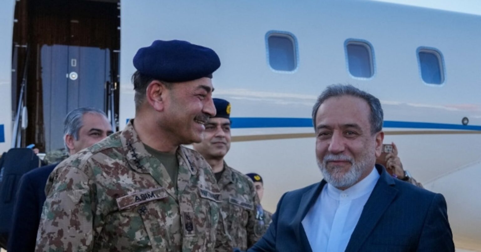 米・イランは依然「大きな隔たり」、暫定合意を模索へ＝イラン高官 | ロイター