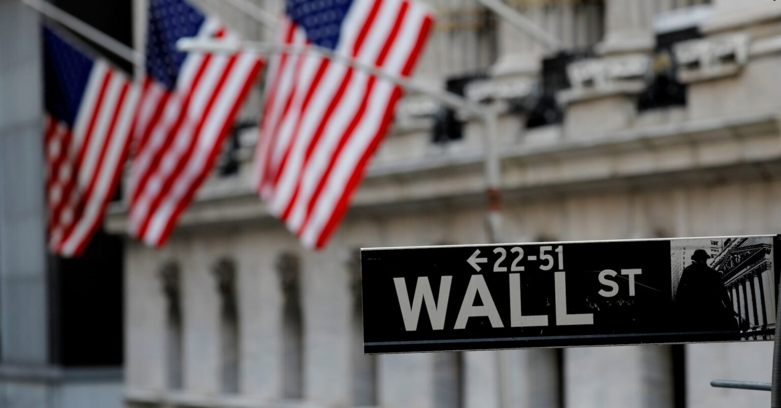 米国株式市場＝大幅続伸、ダウ868ドル高　イランがホルムズ海峡「解放」 | ロイター