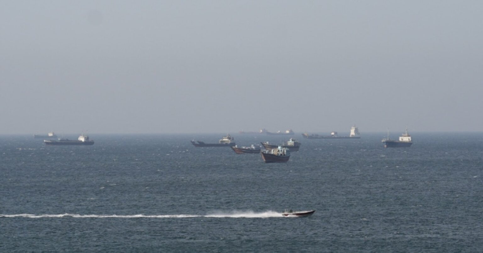 米・イラン協議、双方が進展主張もなお不透明感　海峡は再封鎖 | ロイター