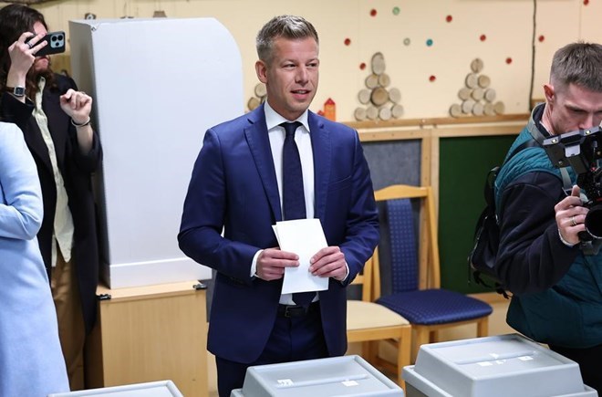 ハンガリーの次期首相はEUとの関係回復を望む