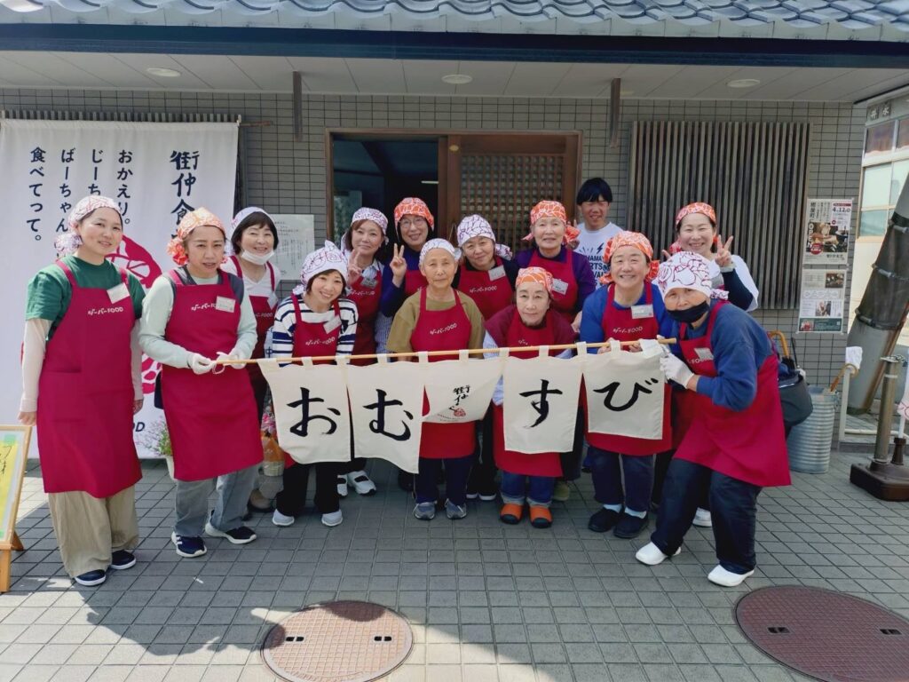 【和歌山県初】シニアが主役の“おむすび食堂” 田辺市紺屋町に誕生。「紺屋町 街仲食堂 by ジーバーFOOD」 4月22日オープン！
