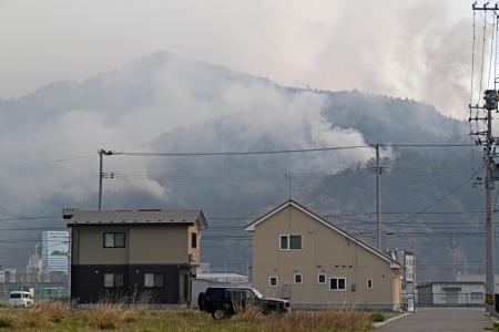 山林火災、４００ヘクタール焼失 岩手・大槌、消火活動続く | 全国のニュース | 福井新聞ONLINE