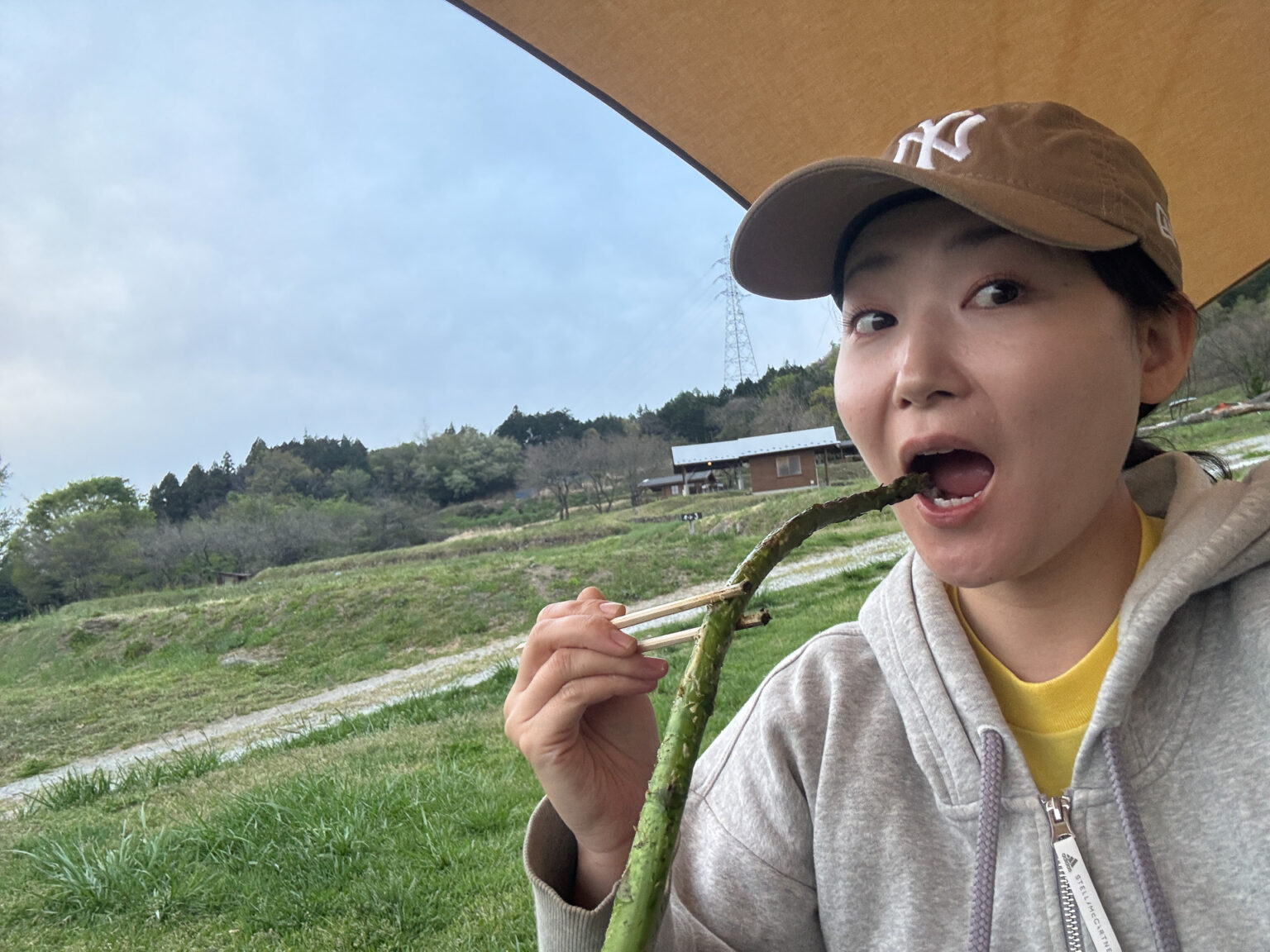 【ボーカリスト琴音の音楽旅】春の長野で快適キャンプ！　山と湖、春の味覚を味わう爽やか旅 - トラベル Watch