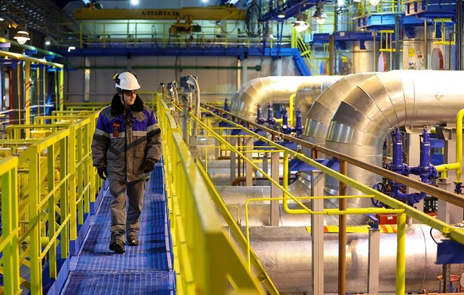 EUが短期契約でロシアのLNGの遮断を開始