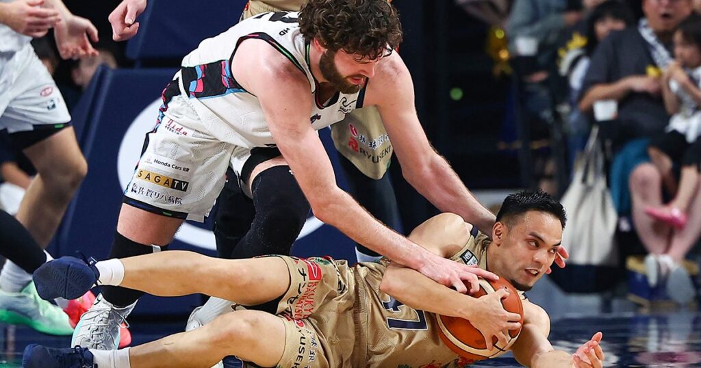 キングス、佐賀に快勝　平良が攻守で活躍　Bリーグ第57節