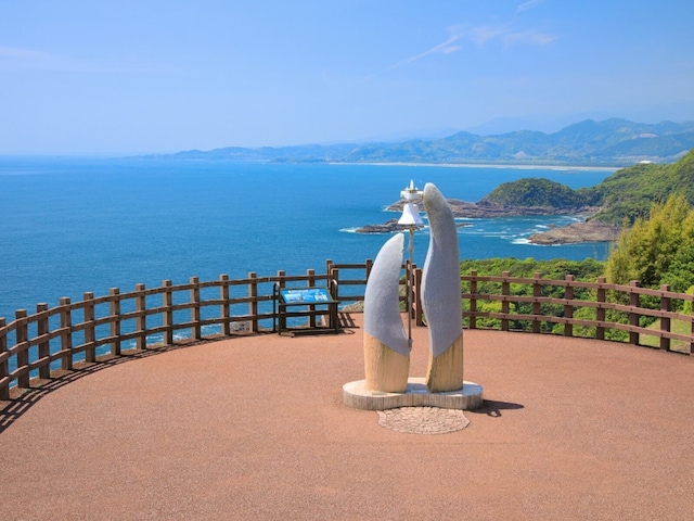 【20代男女251人に聞いた】春に行きたい「宮崎県の旅行先」ランキング！ 2位「願いが叶うクルスの海」を抑えた1位は？