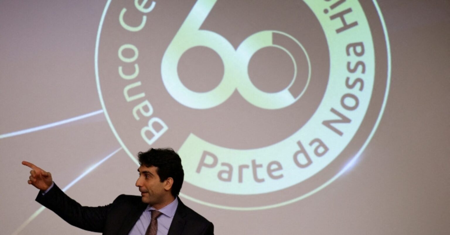 ブラジル中銀、原油ショックで政策調整急がず　概況に変化ない＝総裁 | ロイター