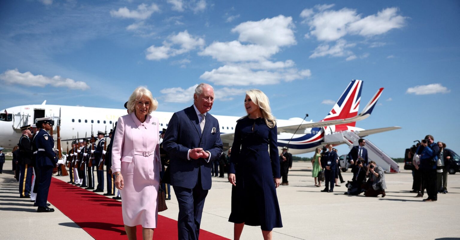 英国王が米国到着、4日間の公式訪問　トランプ氏と私的に会談へ | ロイター