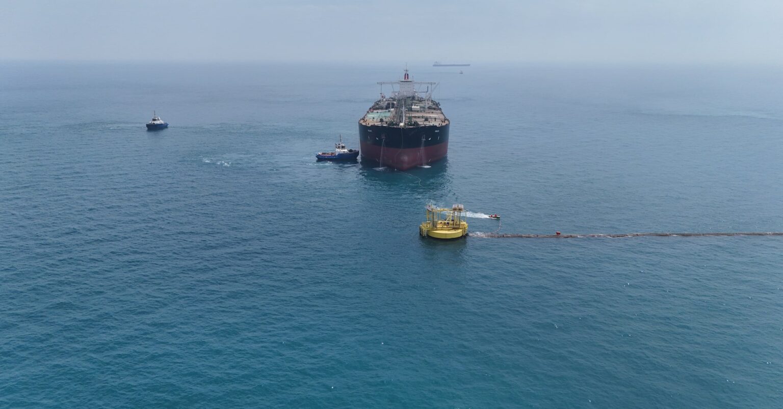 原油２週間ぶり高値、米・イラン協議停滞で供給懸念 | ロイター