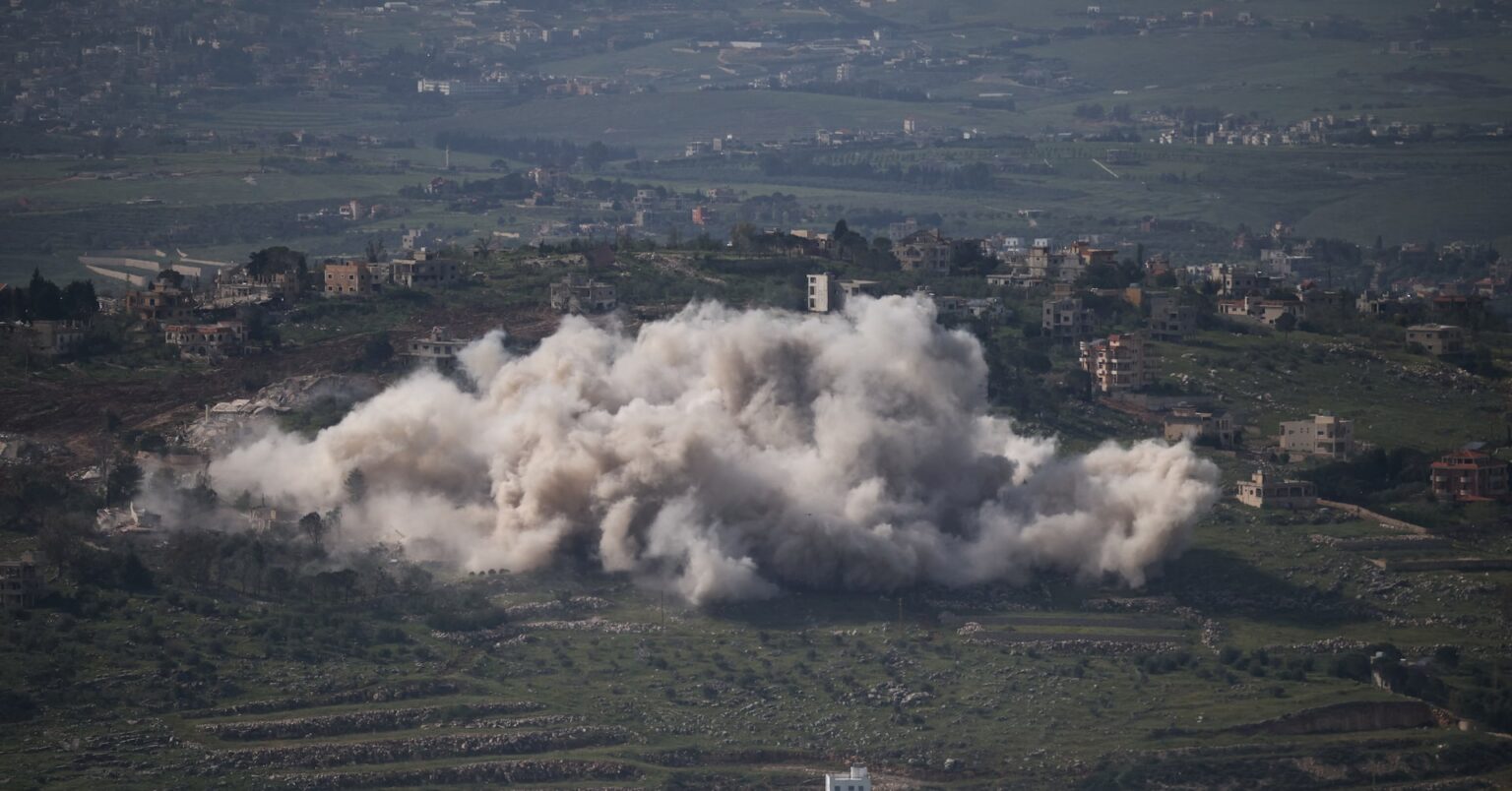 イスラエル、レバノン東部に空爆範囲拡大　停戦中も攻撃やまず | ロイター