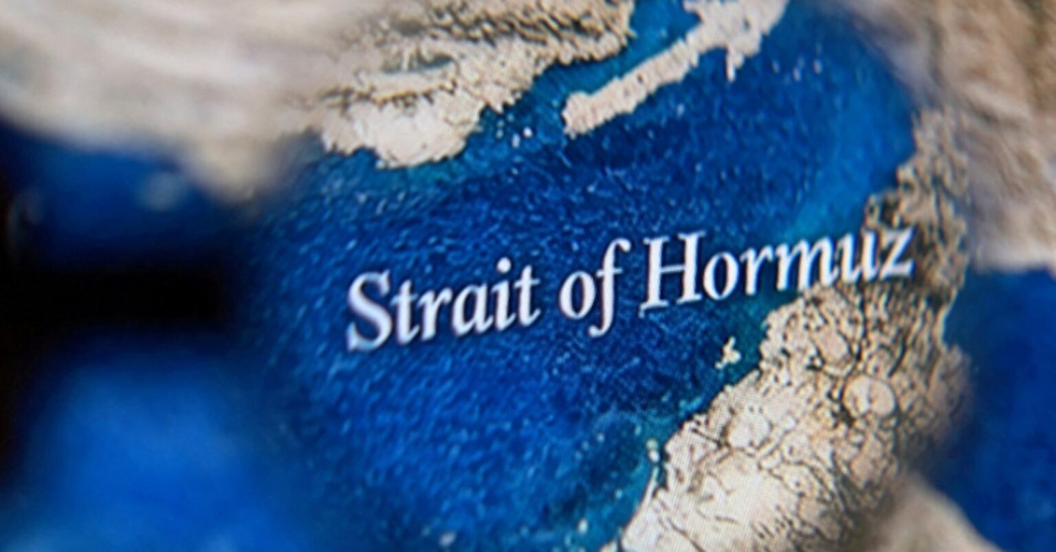 タイが物流構想「ランド・ブリッジ」復活　ホルムズ海峡封鎖で機運 | ロイター