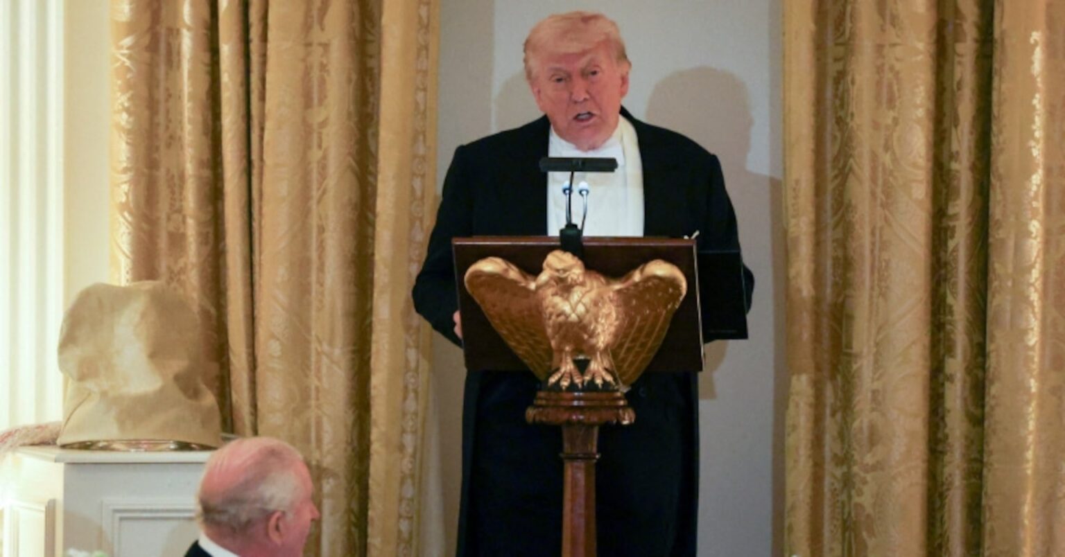 英国王はイランの核兵器保有望まず、トランプ氏発言　晩さん会で | ロイター