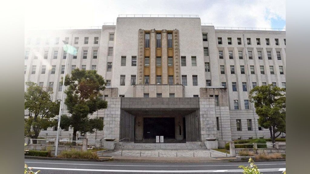 京都府京田辺市 同志社国際高校 沖縄県名護市辺野古沖転覆事故を受け、大阪府が３９４校に修学旅行の「安全確保」実態調査…回答した全校が「運航団体と関わりない」「『政治的』に留意し計画している」 : 読売新聞
